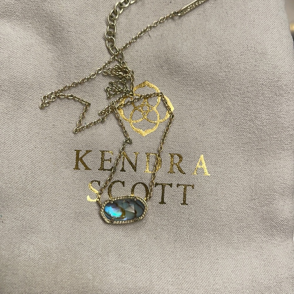Kendra Scott Elisa necklace